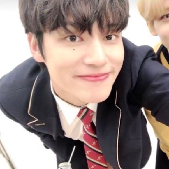 Meet your Posher, Ur - Picture 1 of 1